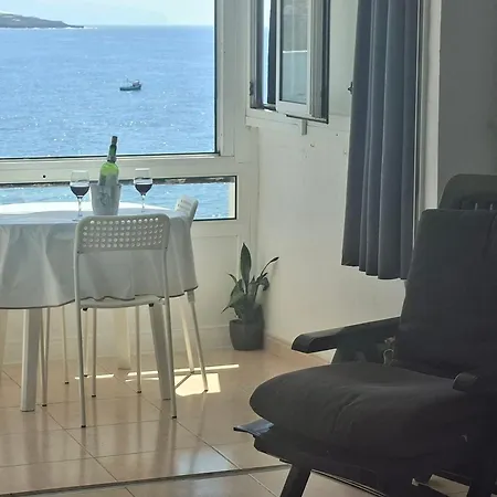 Appartement Beautiful Oceanfront With Private Parking