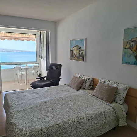 Beautiful Oceanfront With Private Parking *